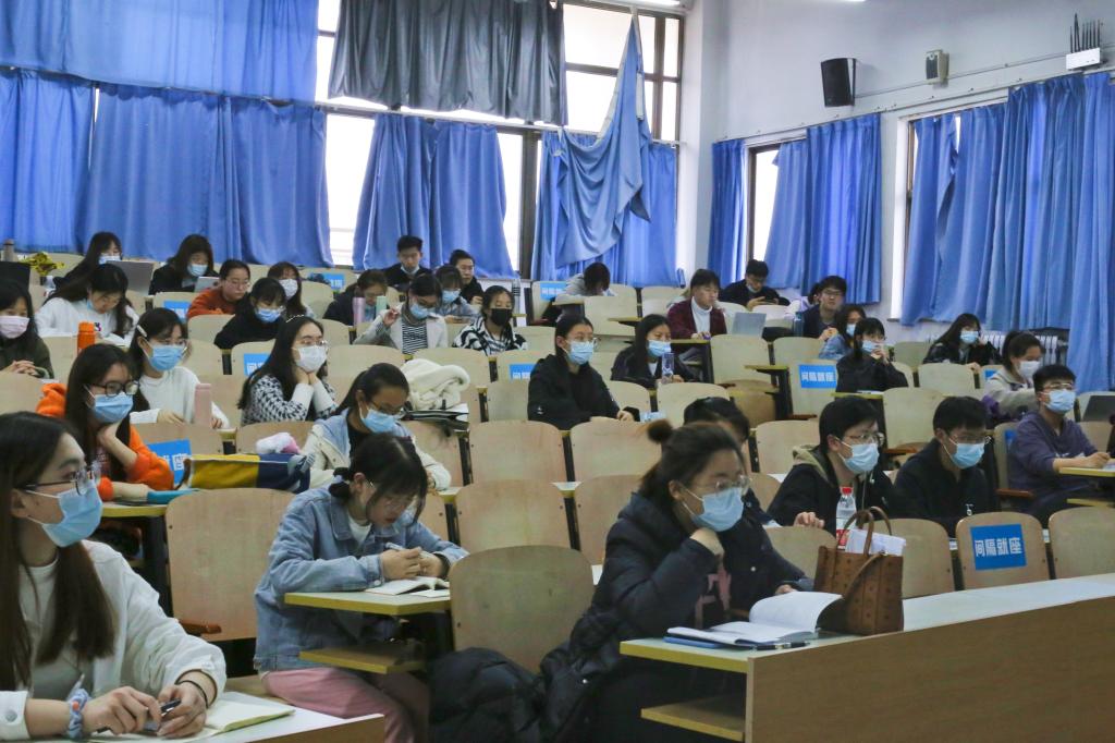 伟德BETVLCTOR1946官网